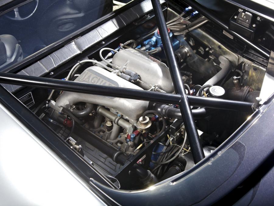  Jaguar XJ220 Pre-Production Test Car 1990 года  (фото 2 из 7)